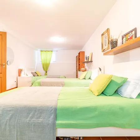 Dos Narcisos Villa *