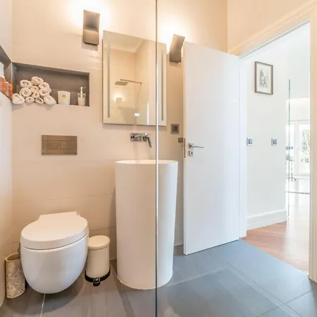 Dos Narcisos Villa Aroeira (Setubal)